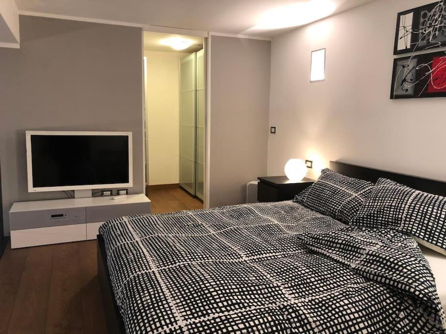 Moderno Loft Alle Porte Di Milano - 115Mq - 3 Posti Cormano Buitenkant foto